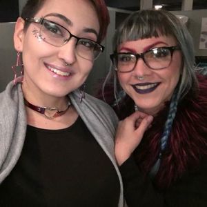 Meet your Posher, Lee